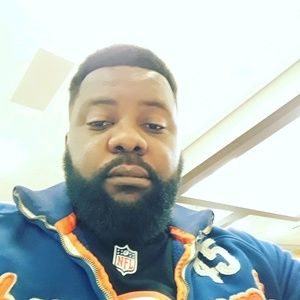 Meet your Posher, Tona